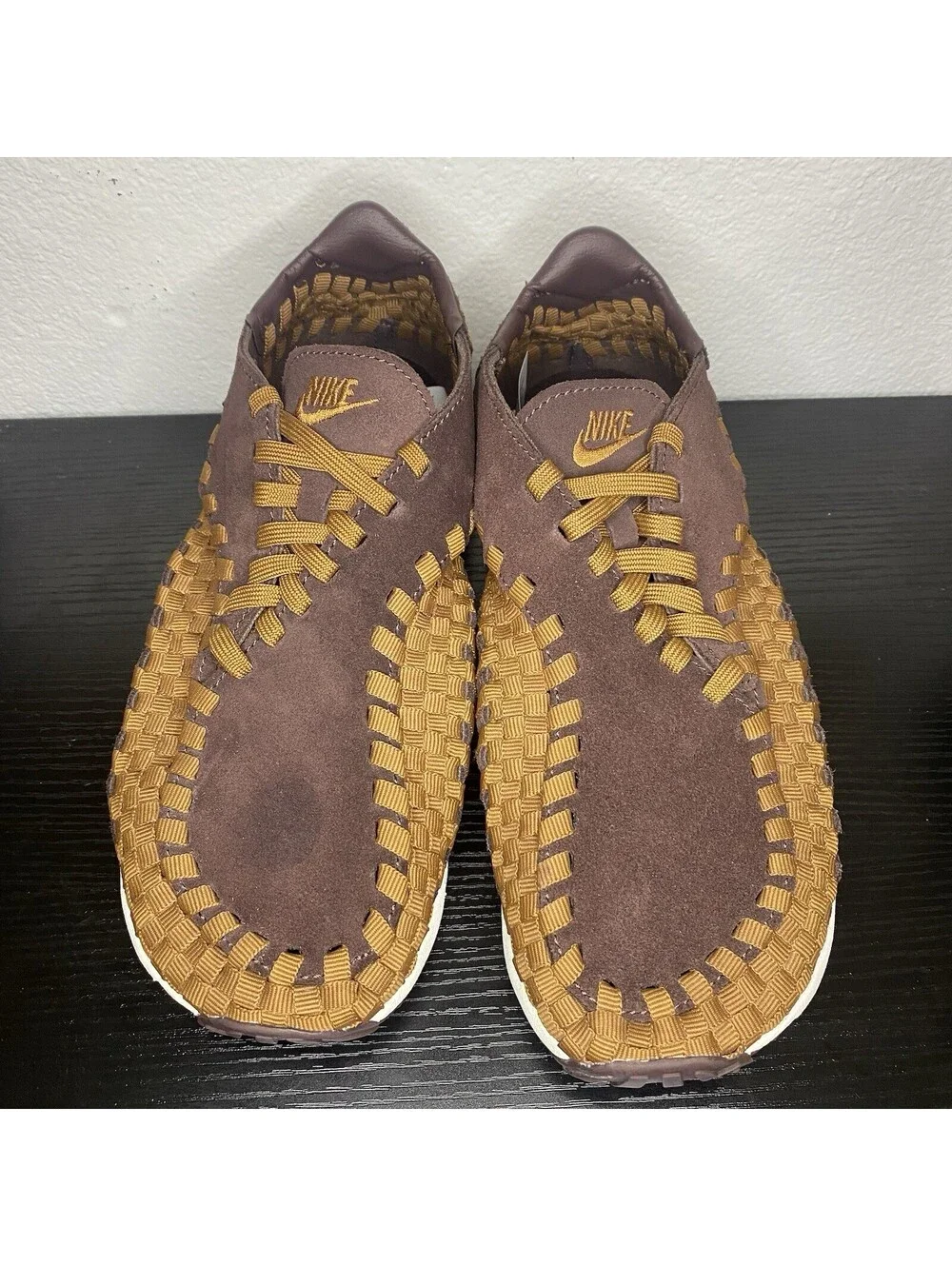 Nike air footscape